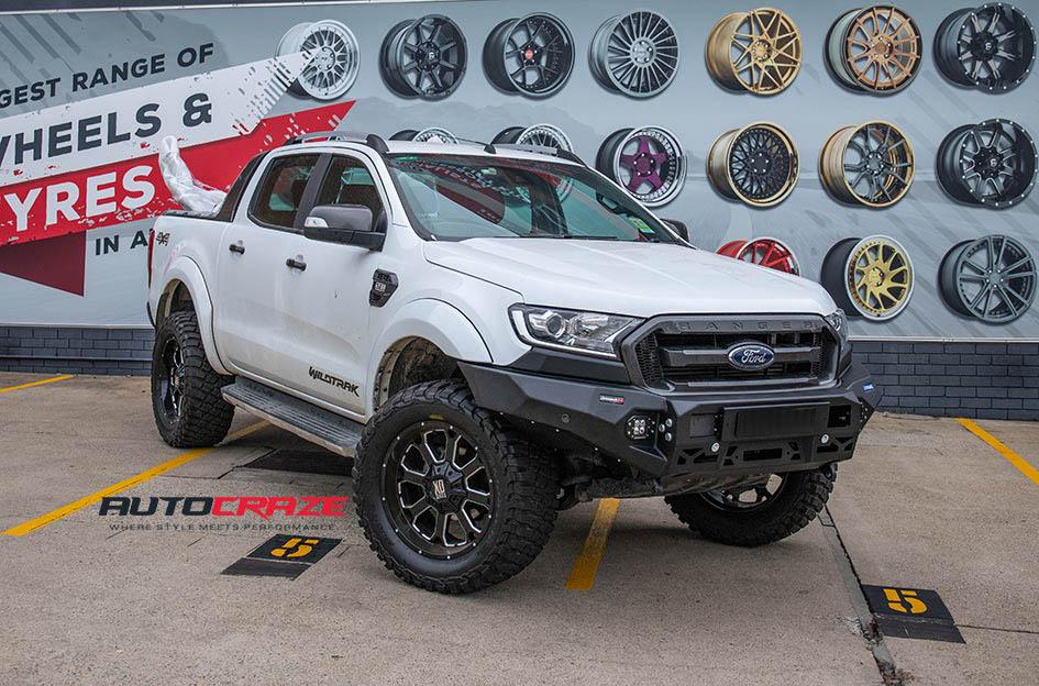 FORD RANGER BUCK 25 XD GLOSS BLACK MILLED ACCENTS